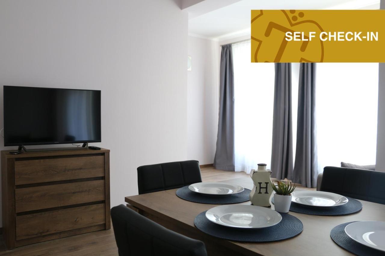 Apartments Moravská 24 KLV Exterior foto